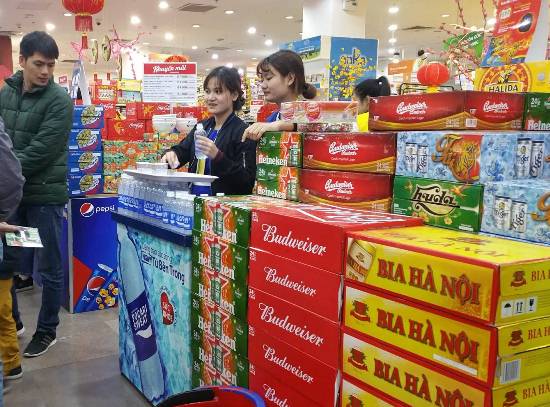 Sinh viên làm thêm kiếm bạc triệu tiêu Tết ảnh 1